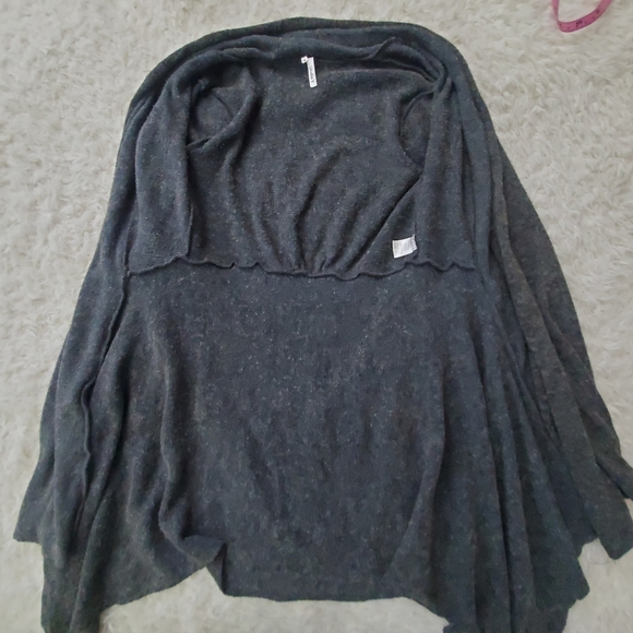 Studio Y Tie Waist Side Tail Long Cardi - Picture 6 of 10